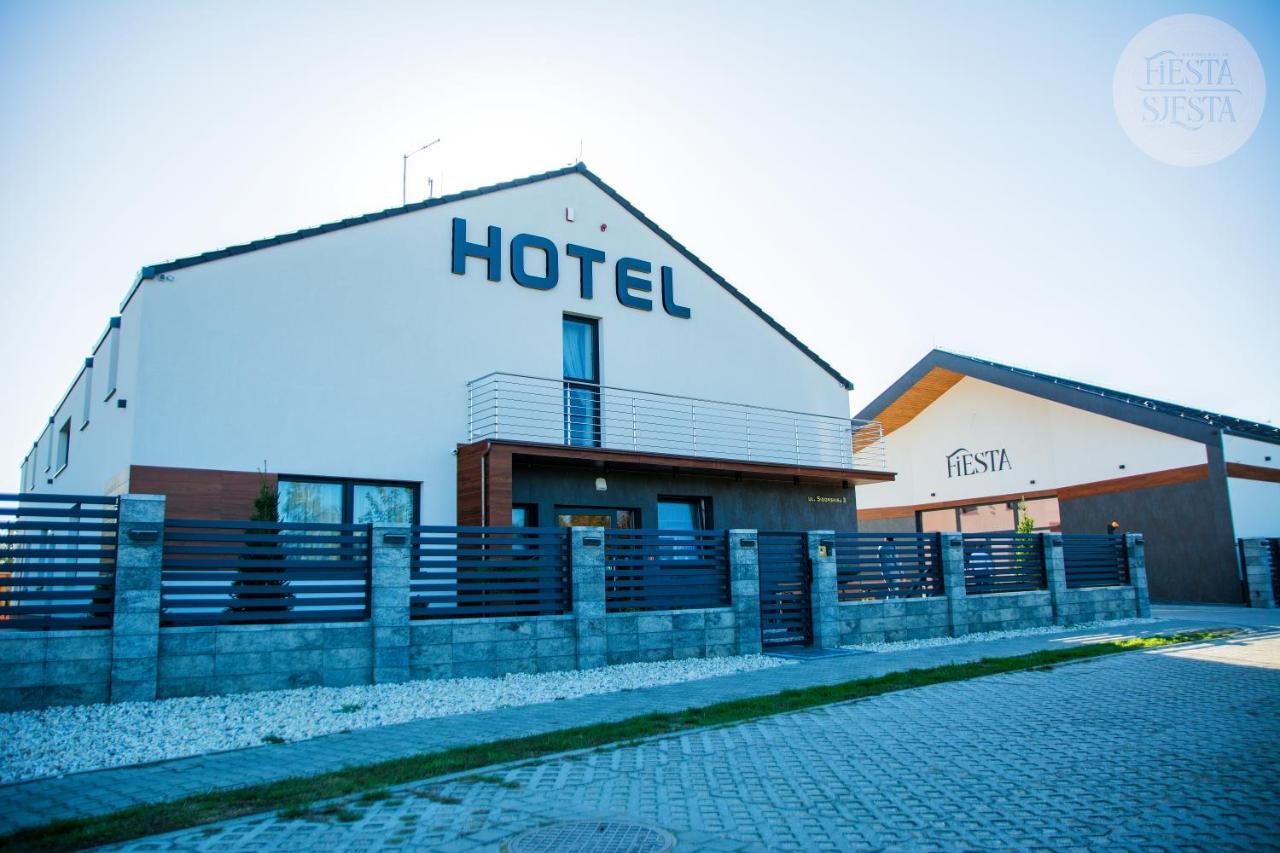 Hotel Sjesta Nowa Sol Kültér fotó