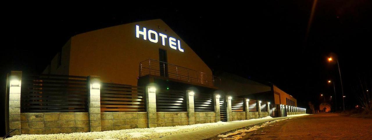 Hotel Sjesta Nowa Sol Kültér fotó