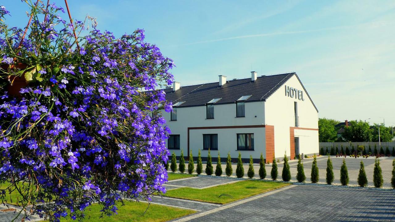Hotel Sjesta Nowa Sol Kültér fotó