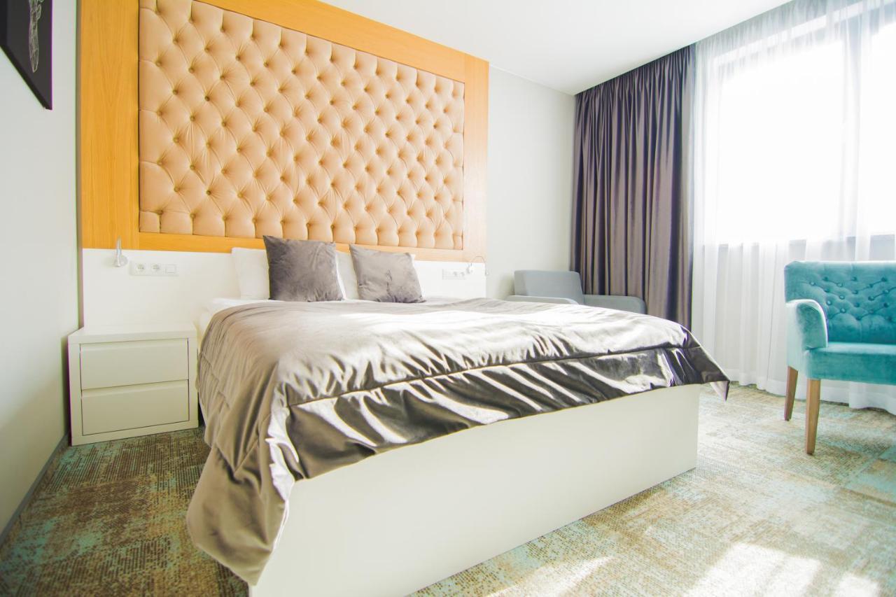 Hotel Sjesta Nowa Sol Kültér fotó